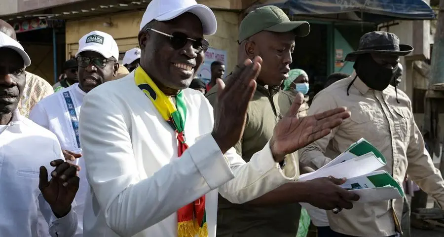 Senegal president urges immediate amnesty 10 days before polls