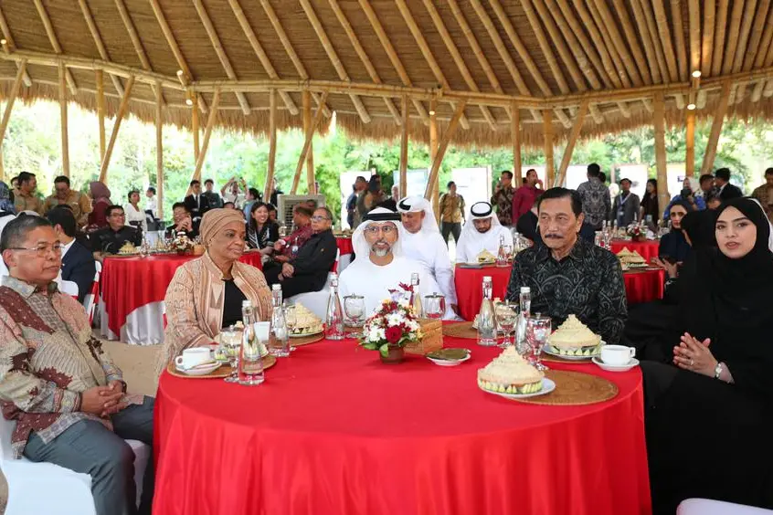 <p>UAE announces the groundbreaking of Mohamed bin Zayed - Joko Widodo International Mangrove Research Centre in Indonesia</p>\\n