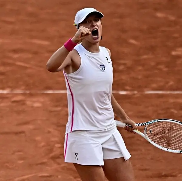 Swiatek puts French Open title on line against Muchova
