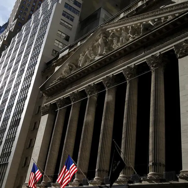 Wall Street banks propelled by investment banking gains