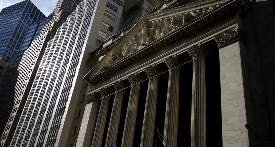 Wall Street banks propelled by investment banking gains