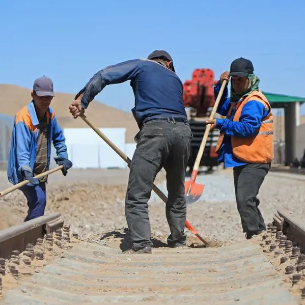 Afghanistan says to begin work on huge gas pipeline