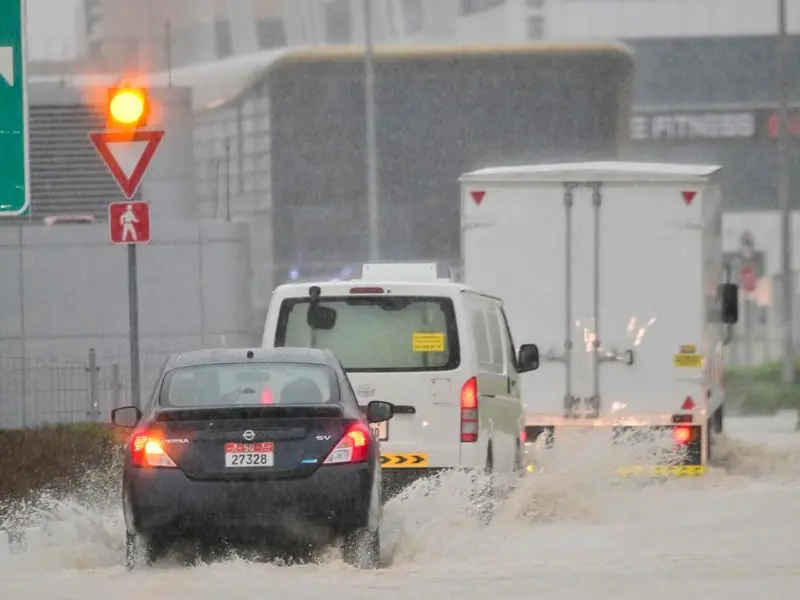 UAE witnesses record-breaking rain, highest in 75 years