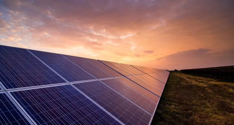 بيان صحفي: \"مصدر\" تستكمل عملية الإغلاق المالي لتطوير ثلاثة مشاريع طاقة شمسية في أوزبكستان