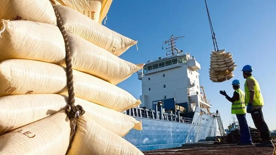 تفاصيل: موانئ أبوظبي توقع اتفاقية تمويل مشترك بـ 2.5 مليار دولار