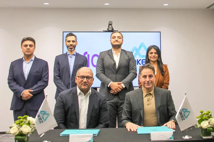 RAKEZ and Wio Bank teams during the MoU signing. Image courtesy: RAKEZ