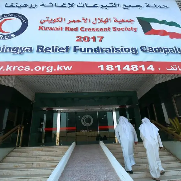 Kuwait Red Crescent delivers relief supplies to relocated Lebanese