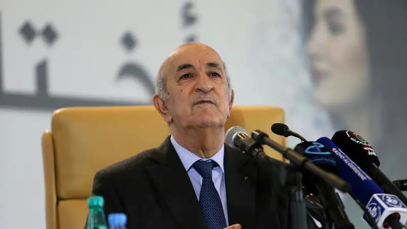 الرئيس الجزائري يقرر إجراء انتخابات رئاسية مبكرة سبتمبر المقبل