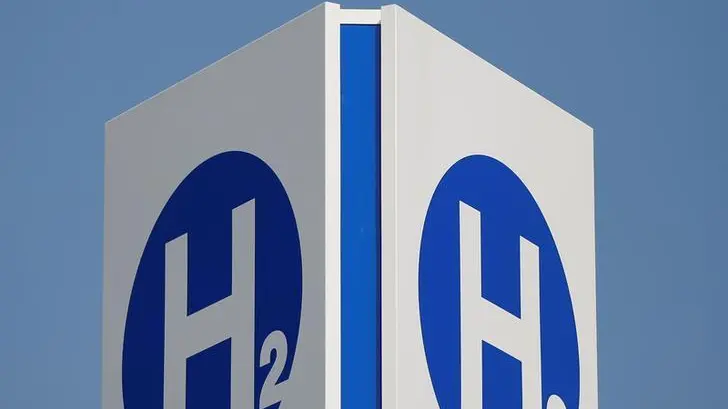Oman's Hydrom signs 3 deals to develop green hydrogen projects with investments of over $20bln