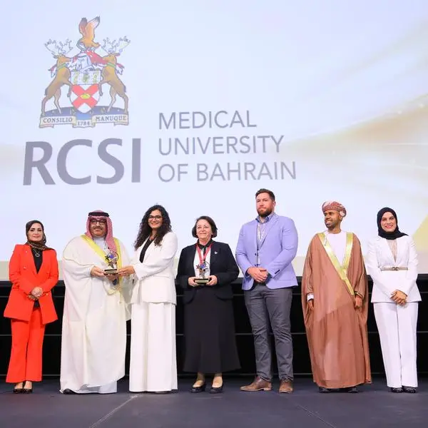 RCSI Medical University of Bahrain receives the Career Counselling and Research Projects Awards at GHEDEX 2024