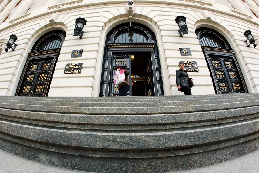 Romanian central bank slightly lifts 2023 inflation forecast