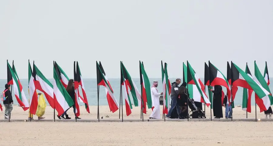 Kuwait Amir congratulates citizens, residents on national day anniversary