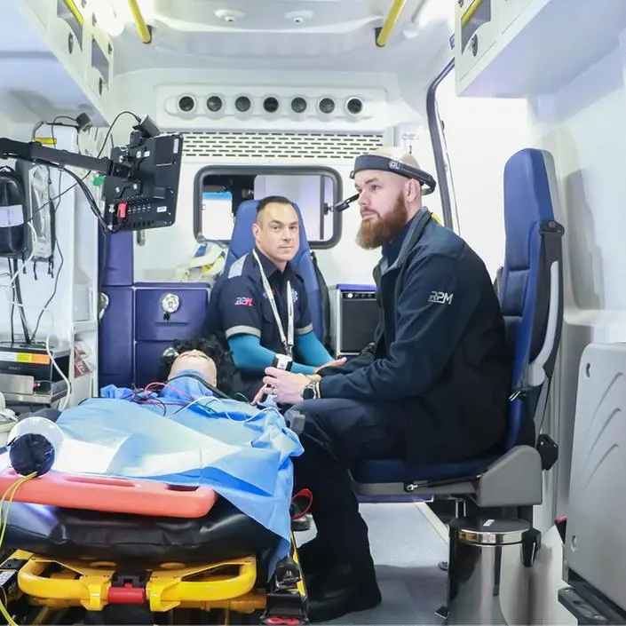 ريسبونس بلس ميديكال تستعرض أول سيارة إسعاف مزوّدة بشبكة 5G من اتصالات &e