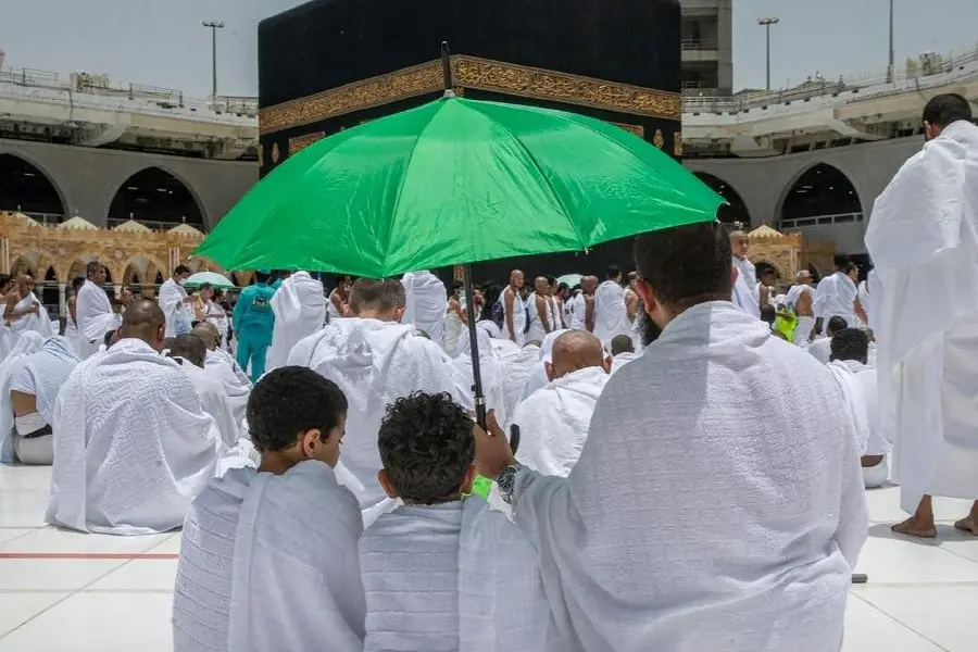 Muslims perform afternoon prayers, during a rare celestial phenomenon in which the sun came directly overhead the Holy Kabaa causing shadows to disappear, in the Grand Mosque in the holy city of Mecca, Saudi Arabia May 28, 2022. Saudi Press Agency/Handout via REUTERS
