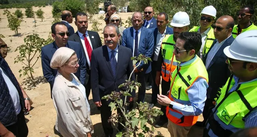 The Egyptian Minister of Environment and the Governor of Ismailia inspect “Zero Carbon” waste recycling plant