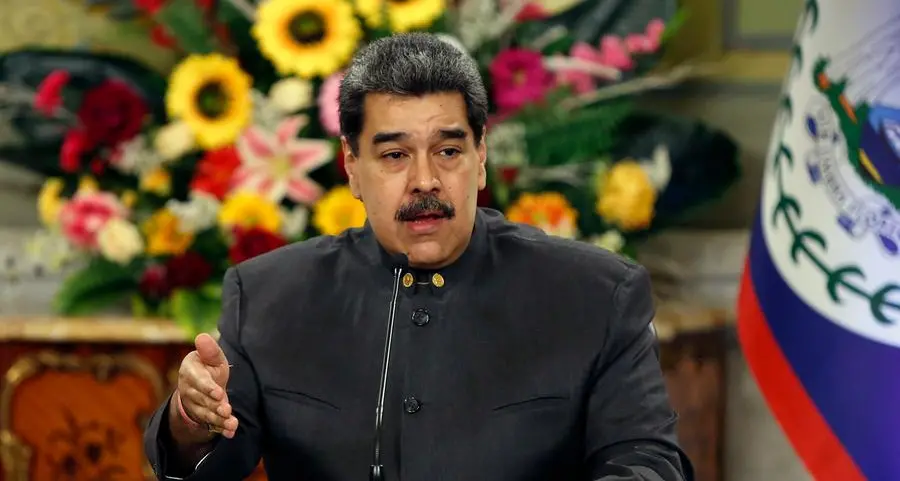 Venezuela, opposition sign 'social protection' accord