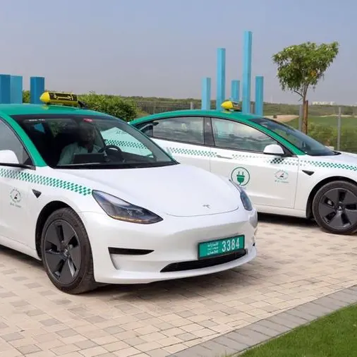 Ajman sees 21.4% increase in eco-friendly taxi, limousine fleet