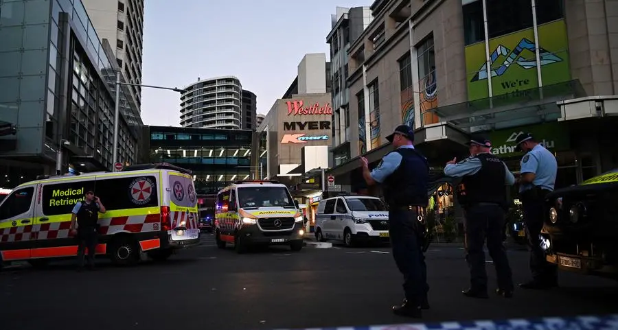 Sydney knife attacker shot dead after killing 5 in Bondi, police say