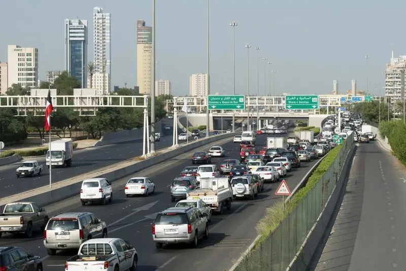 Image used for illustrative purpose. Vehicles travel on the First Ring Road in Kuwait City November 10, 2012. , Reuters Images/Stephanie Mcgehee  