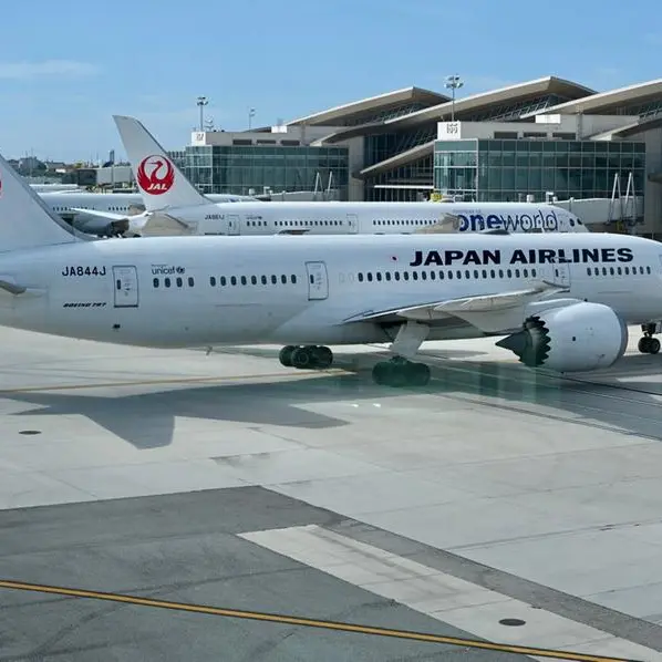 Japan Airlines buys 42 aircraft from Airbus, Boeing