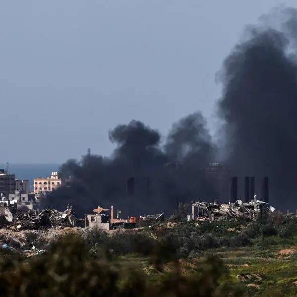 قتلى وجرحى بنيران دبابات إسرائيلية أثناء توزيع مساعدات بغزة