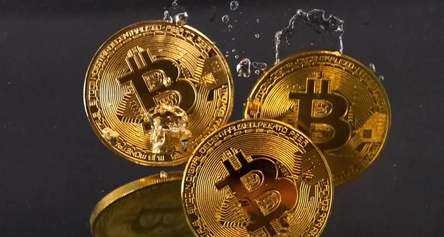 Bitcoin rises 5% to highest in a month
