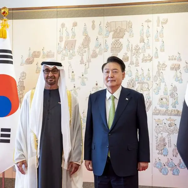 UAE President meets Emirati students during state visit to Republic of Korea