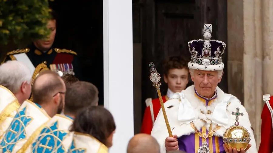 مباشر: الملك تشارلز الثالث يُتوج على عرش بريطانيا