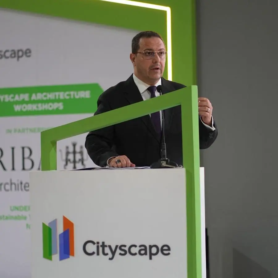 وليد عباس يستعرض خريطة الاستثمار العقاري لمشروعات التنمية العمرانية خلال محادثات سيتي سكيب “Cityscape Talks”