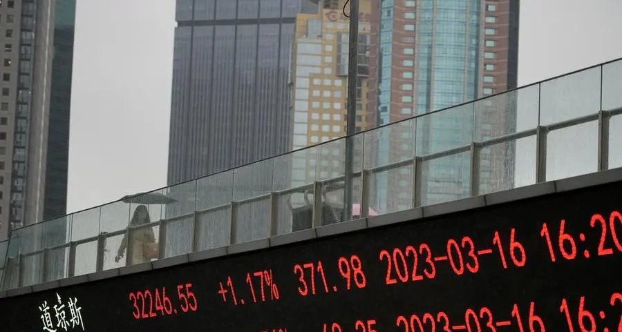 Asian shares hesitant on China deflation risk, bank jitters