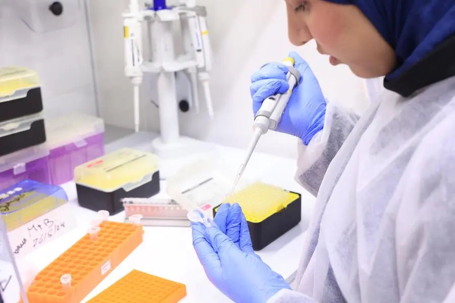 Hamad Bin Khalifa University\\u2019s (HBKU) Core Labs launched its inaugural Summer Program, offering undergraduate students across Qatar an exclusive opportunity to gain hands-on experience in cutting-edge research. Image courtesy: HBKU