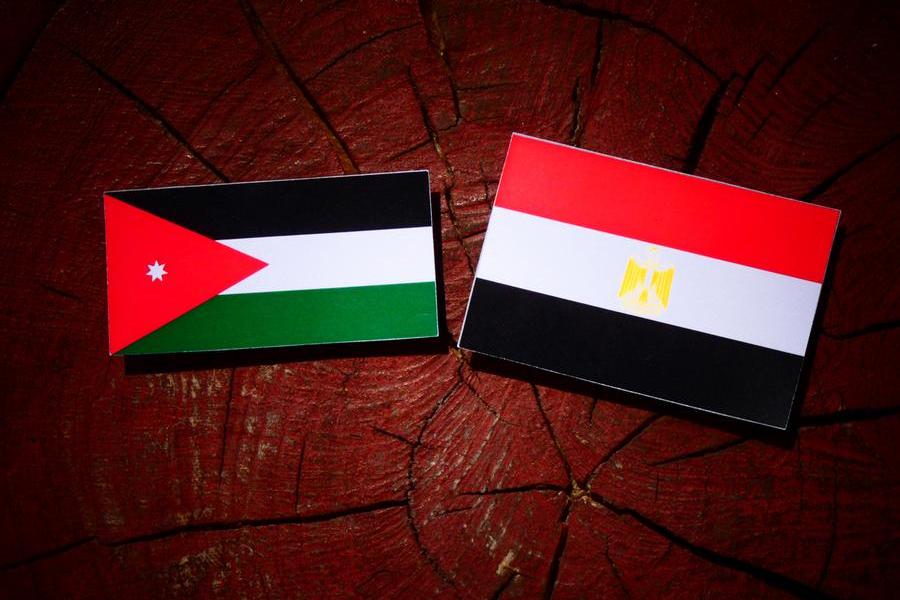 رئيس الوزراء الأردني ورئيس مجلس الشيوخ المصري يلتقيان لبحث العلاقات