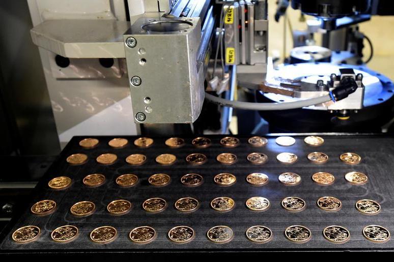 Bond ETFs surge to landmark 2trln in assets under management