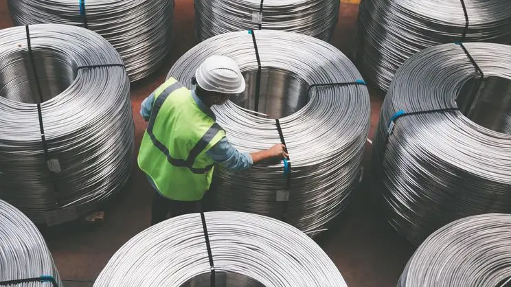 Algeria builds 200,000-tonne steel works plant
