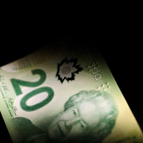 Canadian dollar hits 7-month high after upbeat retail sales data