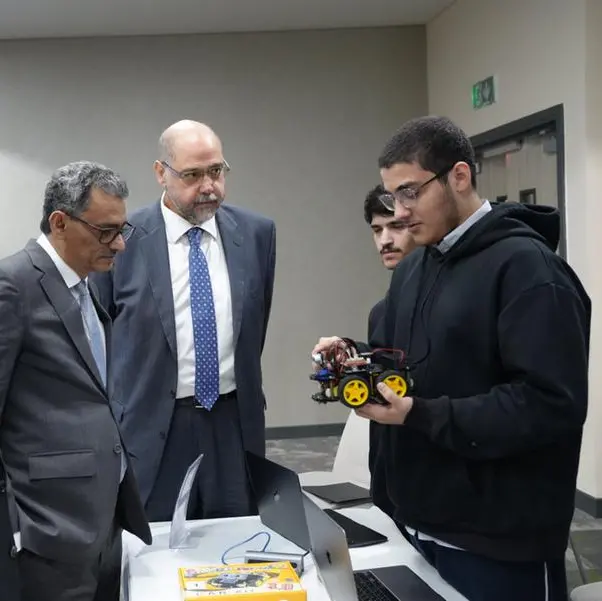 ADU’s College of Engineering hosts the first robocar maze competition in its Al Ain campus