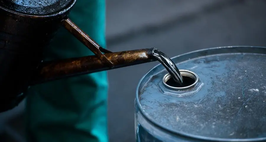 Saudi Arabia extends voluntary cut of 1mln bpd of oil until year end