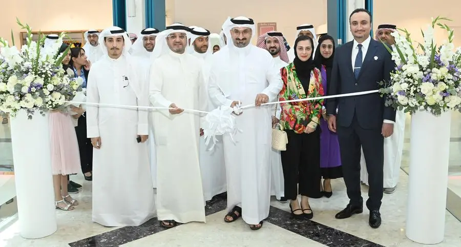 Minister of Industry and Commerce inaugurates ‘Mahali’ at Seef Mall