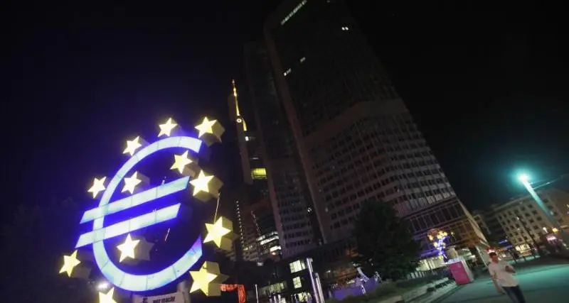Euro zone inflation falls sharply in Dec but offers ECB little respite