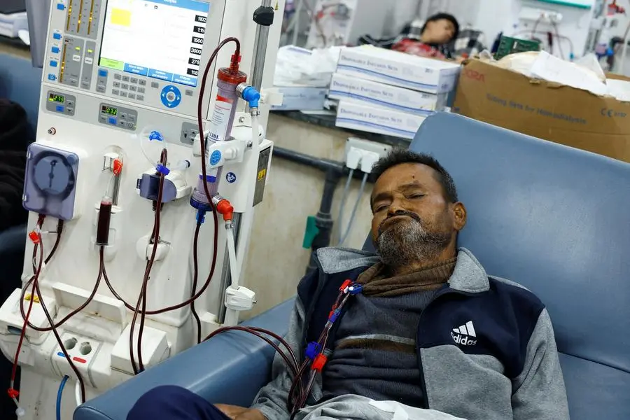 A Palestinian kidney patient undergoes dialysis, amid the going conflict between Israel and Hamas, in a hospital in Rafah in the southern Gaza Strip December 24, 2023. REUTERS/Mohammed Salem , Reuters