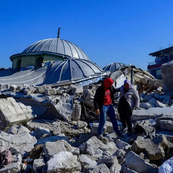 Magnitude 5.9 quake hits S. Turkey