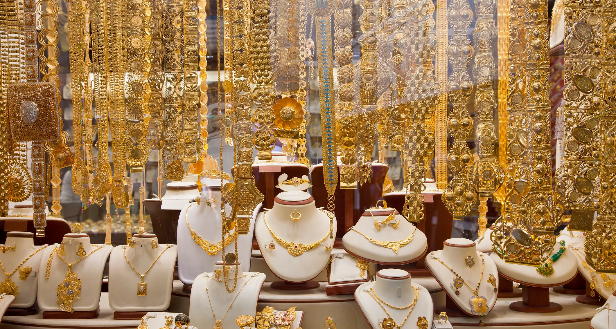 Demand for gold jewellery in the UAE decreased by 15% in 2023