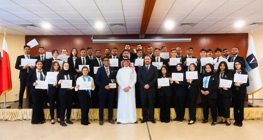 Vatel honours its students for participating in “Formula 1” and “Inter-Parliamentary Union”