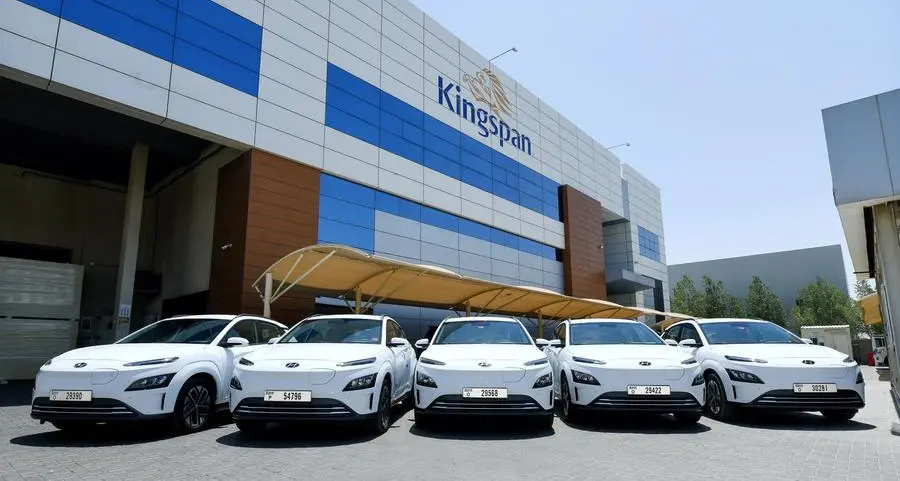 Juma Al Majid Est. delivers 5 Kona EVs to Kingspan Insulation