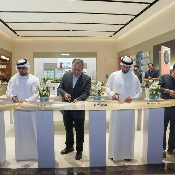 HONOR expands GCC presence with new flagship experience store in Dubai