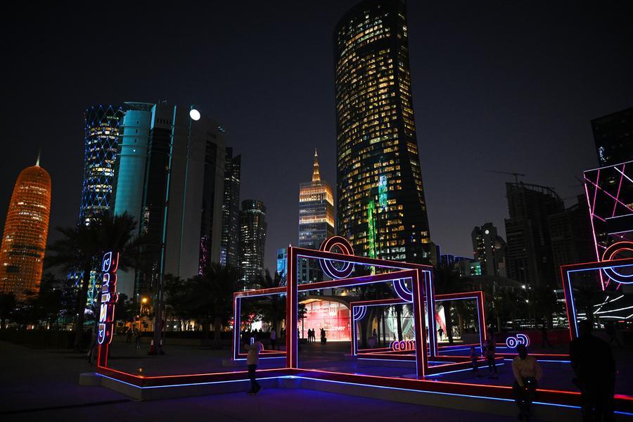 Handshakes, shoes and coffee cups Qatar etiquette essentials