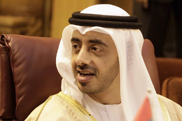 Abdullah bin Zayed receives Singapore's FM