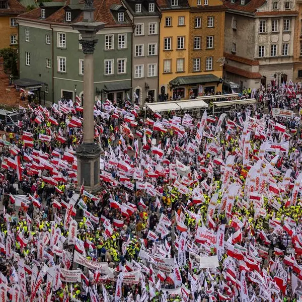 Polish farmers protest 'harmful' EU environmental rules