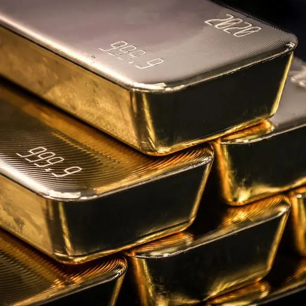 Gold hits record high as equities weaken
