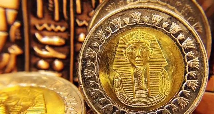 سعر الدولار مقابل الجنيه المصري يرتفع في السوق الموازية